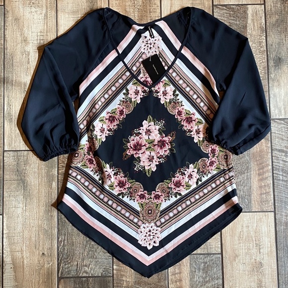 HeartSoul Tops - HeartSoul Black and Pink Floral Blouse 🆕